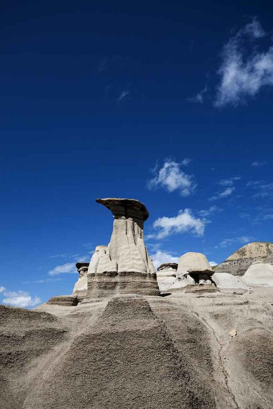 drumheller hoo doos.jpg